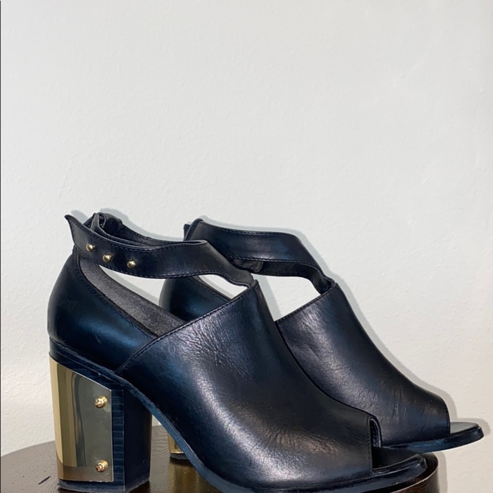 SEYCHELLES Heels